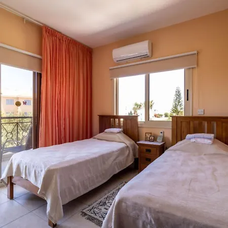 Marilenia Apartment *