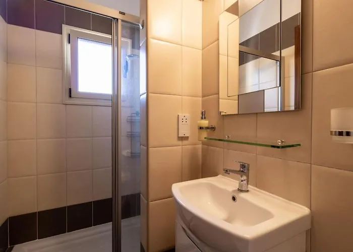 Marilena - Modern 2-br Near Venus Διαμέρισμα