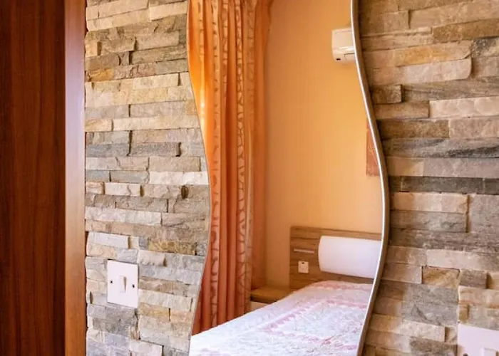 Apartamento Marilena - Modern 2-br Near Venus