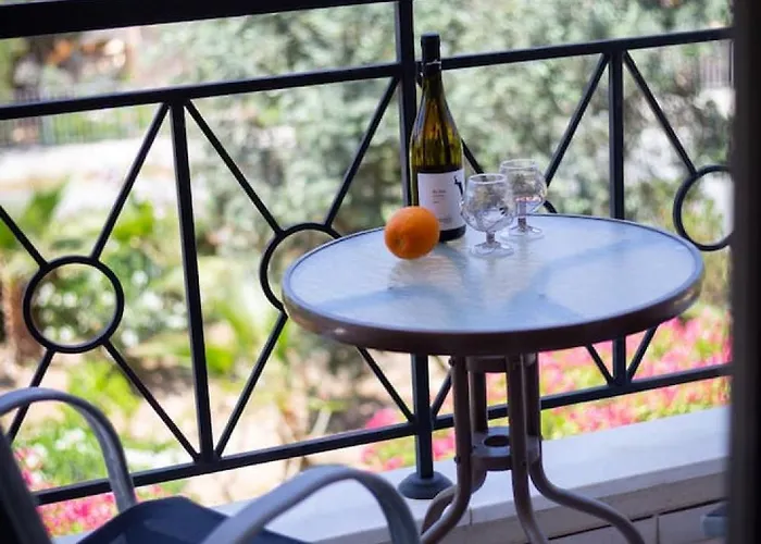 Apartamento Marilena - Modern 2-br Near Venus *